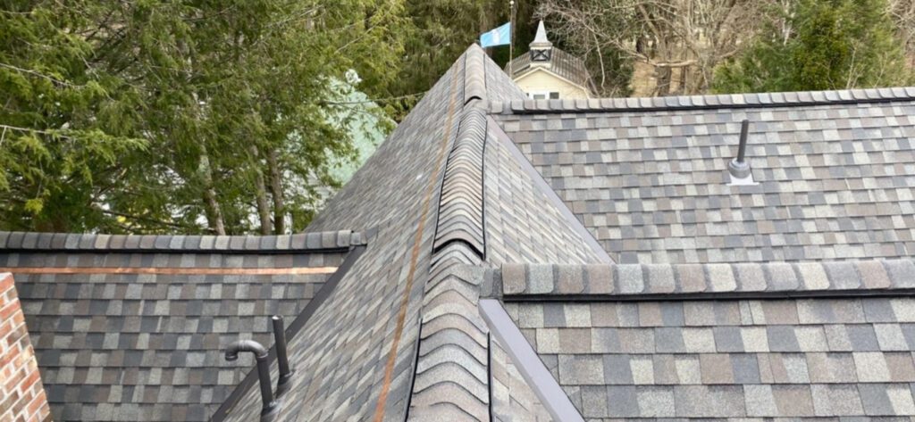 Asphalt shingles roof installation in Stockbridge MA