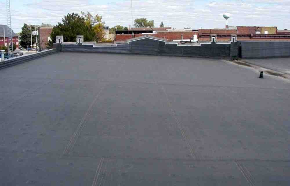 local commercial roofing companies near me image