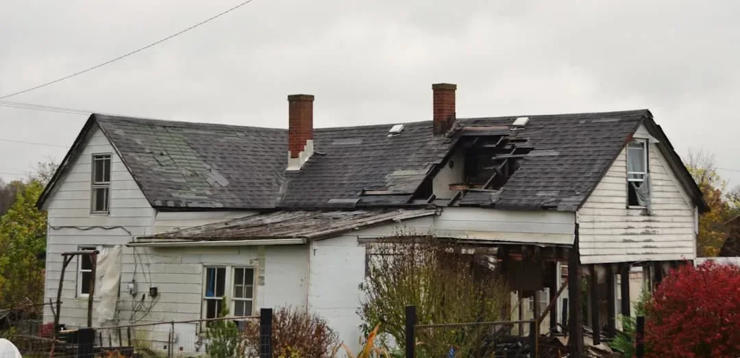 emergency storm damage repair image
