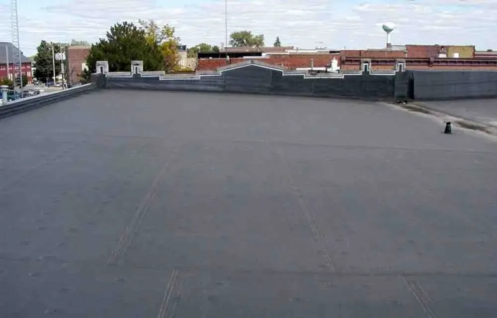 local commercial roofing companies near me image